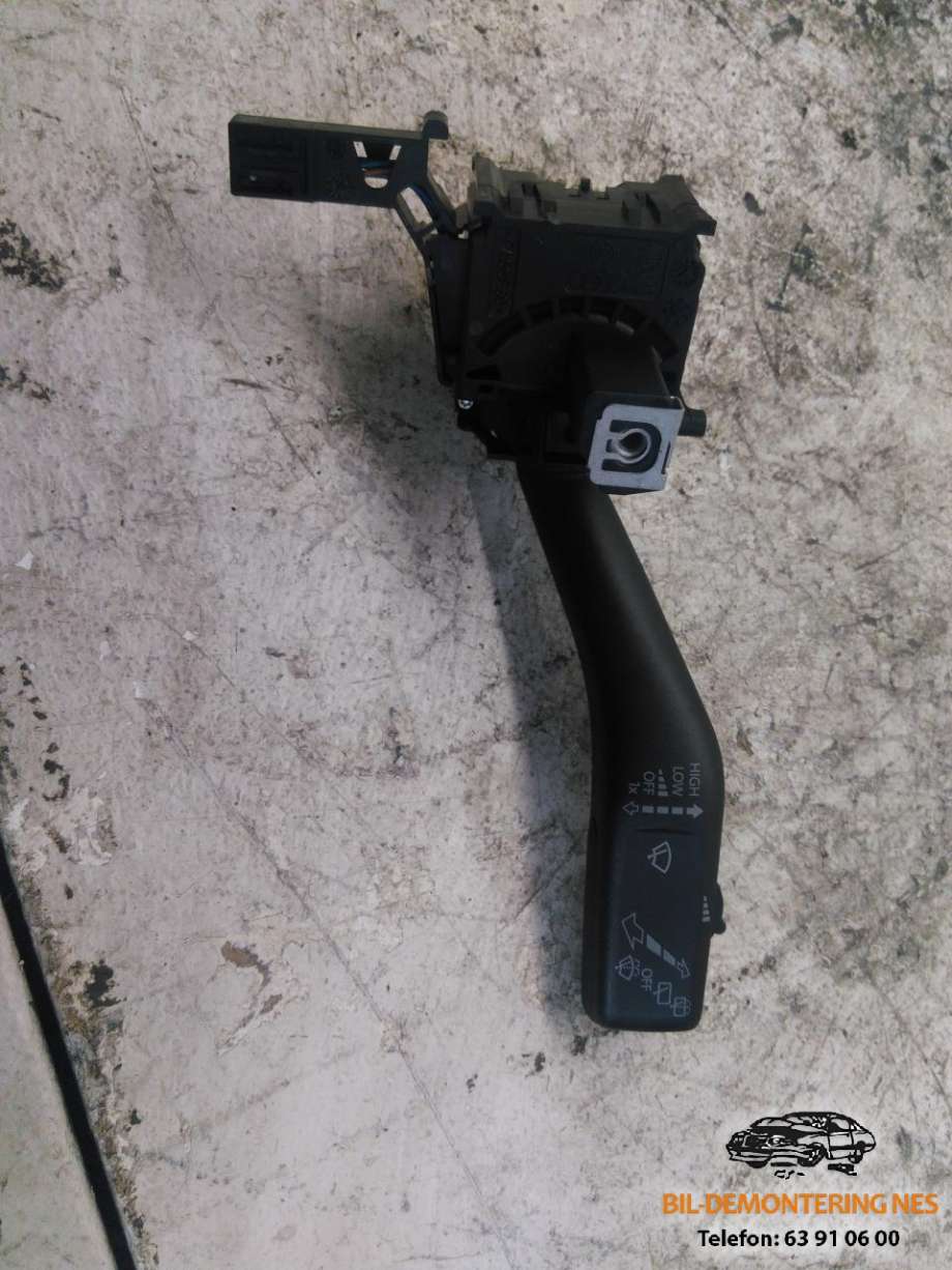 Bryter visker til VW Golf VI, 2008-2012  (1K0953519H)