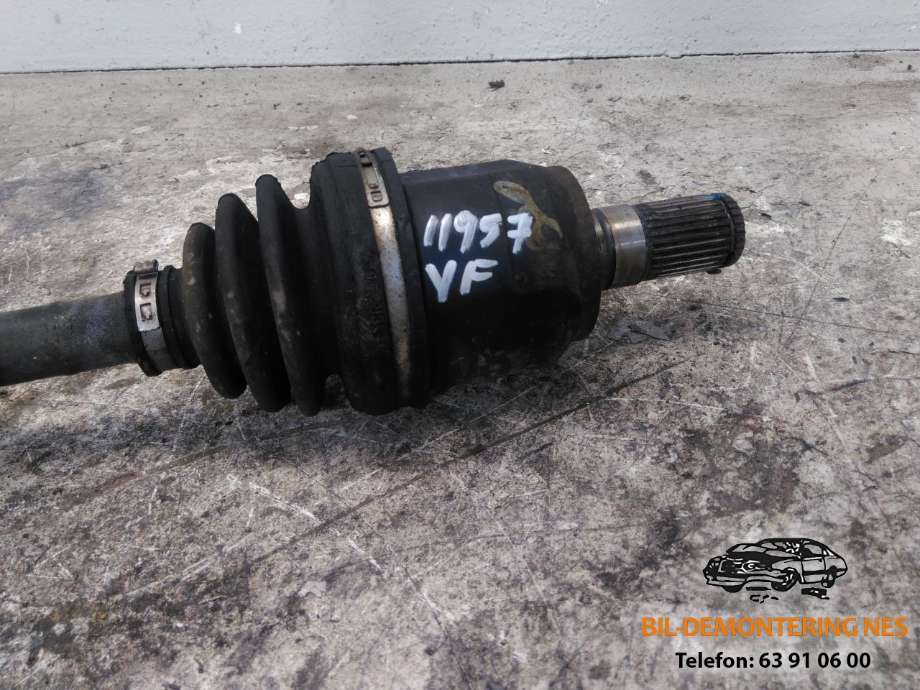 Drivaksel venstre foran, diesel/automat til Hyundai i40 2012-2017  