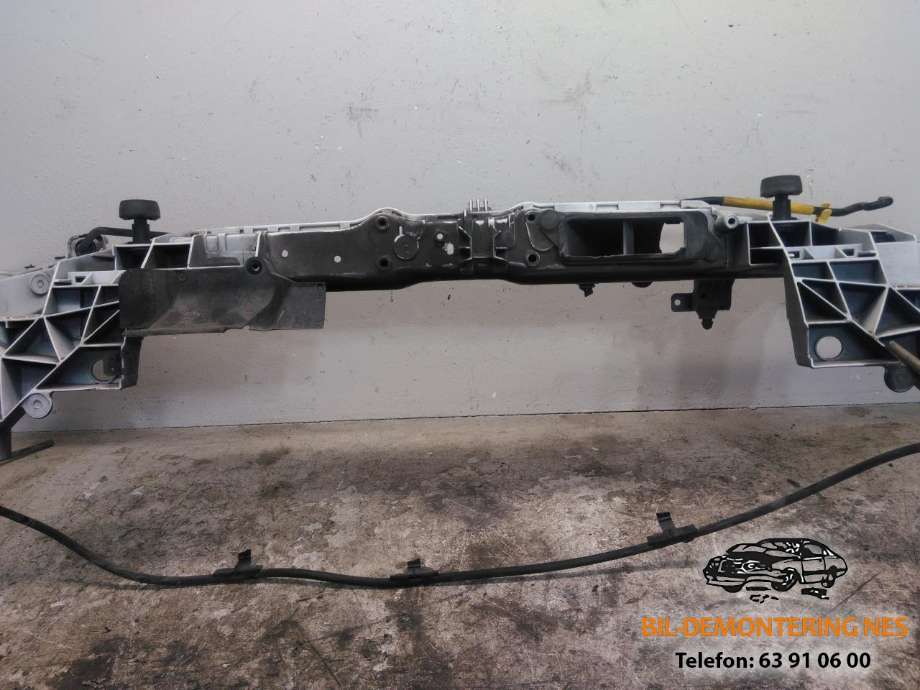 Frontplate øvre til Ford Focus 2011-2014 (Type III, Fase 1)  