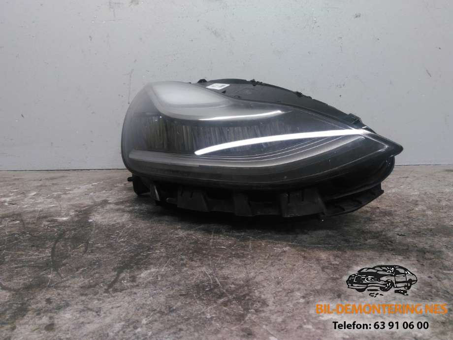 Frontlykt høyre full-LED til Tesla Model 3, 2018-2023 (Fase 1)  