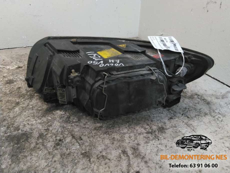 Frontlykt høyre xenon til Volvo V50 2004-2007 (Fase 1)  (30698653|)