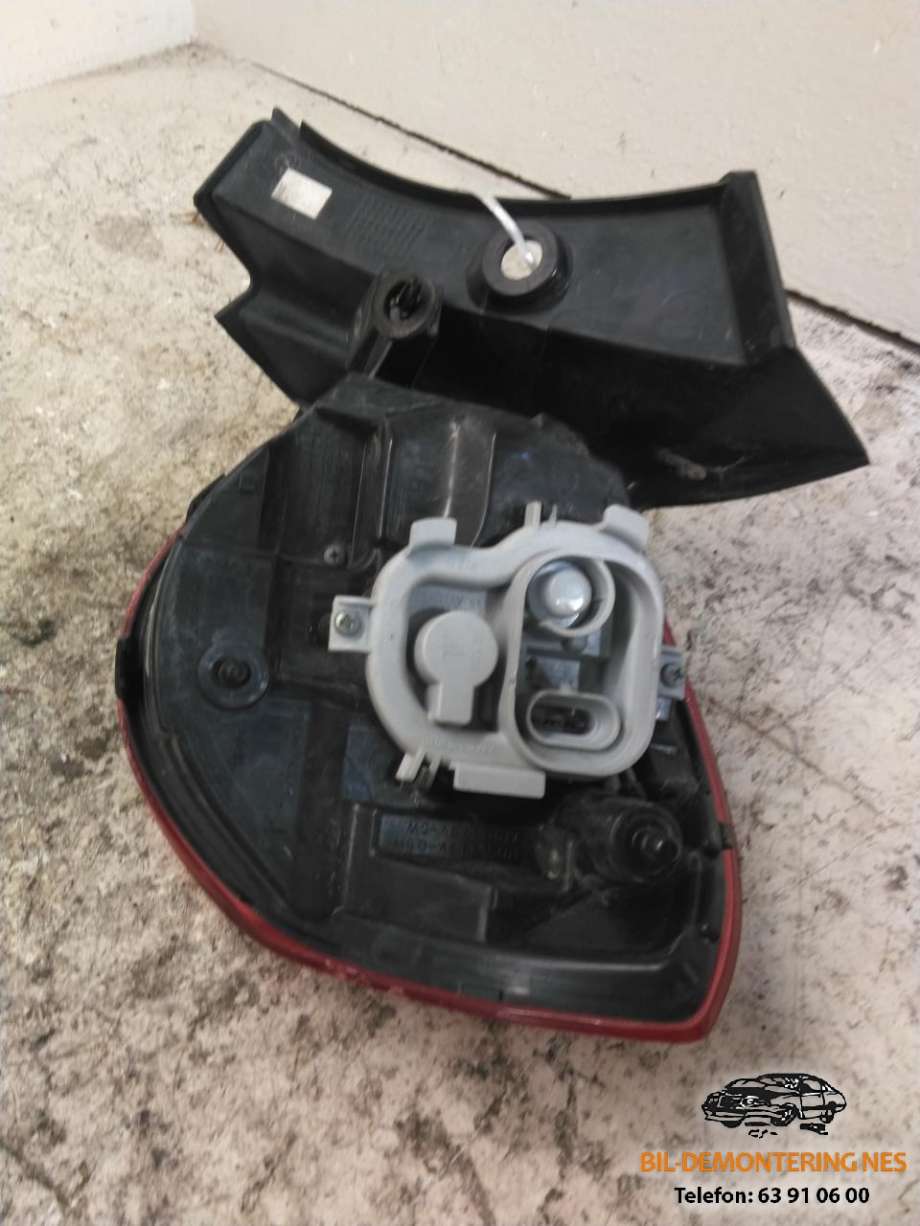 Baklykt venstre ytre til Alfa Romeo Giulietta 2010-2018  (50513613|)