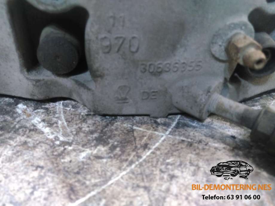 Bremsecaliper høyre foran til Volvo XC90 2002-2006 (Type I, Fase 1)  (30636355|)