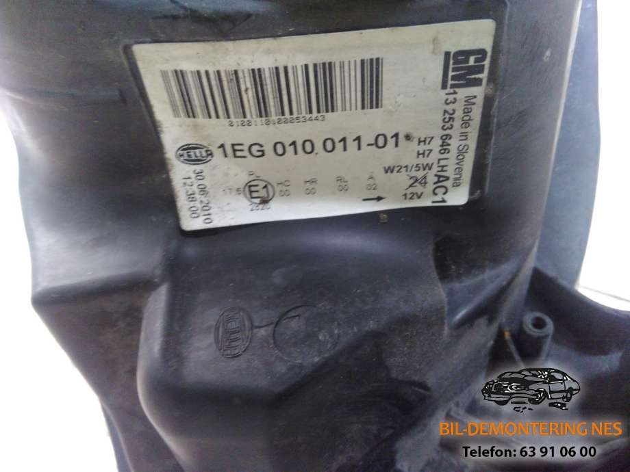 Frontlykt venstre halogen til Opel Astra J 2010-2015  (1EG010011|13253646|)
