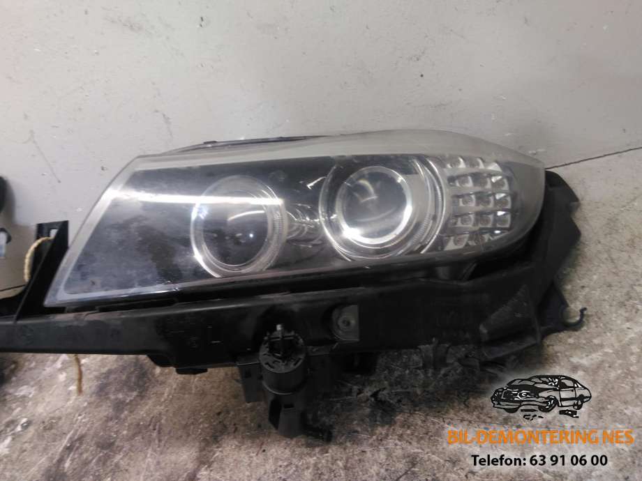 Frontlykt venstre xenon til BMW 3-Serie 2005-2011 (E90/E91/E92/E93) (E90/E91/E92/E93) (63.11-7202583.9|)