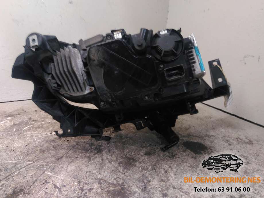 Frontlykt venstre xenon til BMW 3-Serie 2005-2011 (E90/E91/E92/E93) (E90/E91/E92/E93) (63.11-7202583.9|)