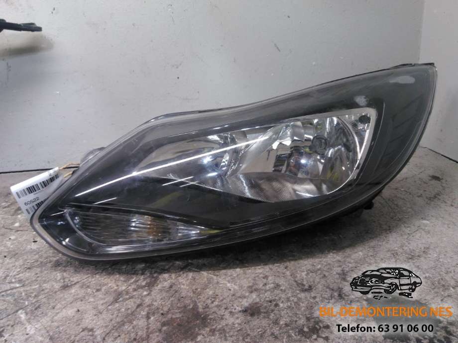 Frontlykt venstre halogen til Ford Focus 2011-2014 (Type III, Fase 1)