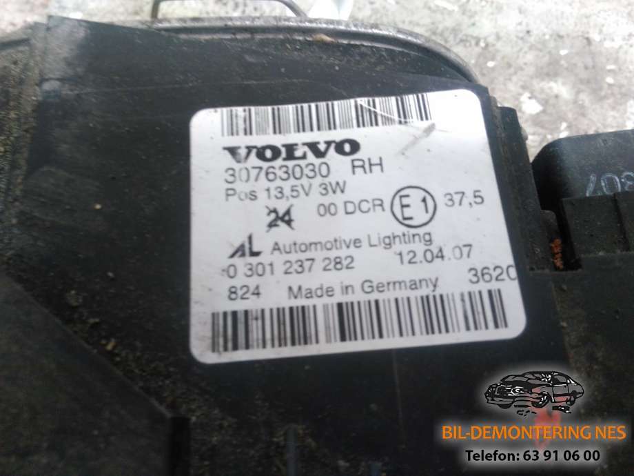 Frontlykt høyre xenon til Volvo V50 2004-2007 (Fase 1)  