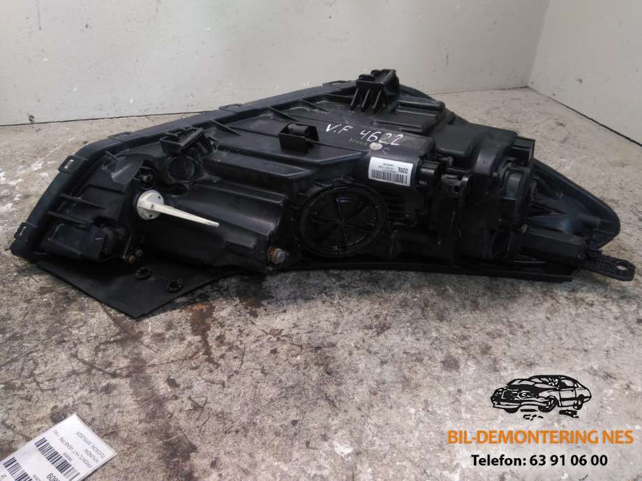Frontlykt venstre halogen til Hyundai Tucson 2015-2020  
