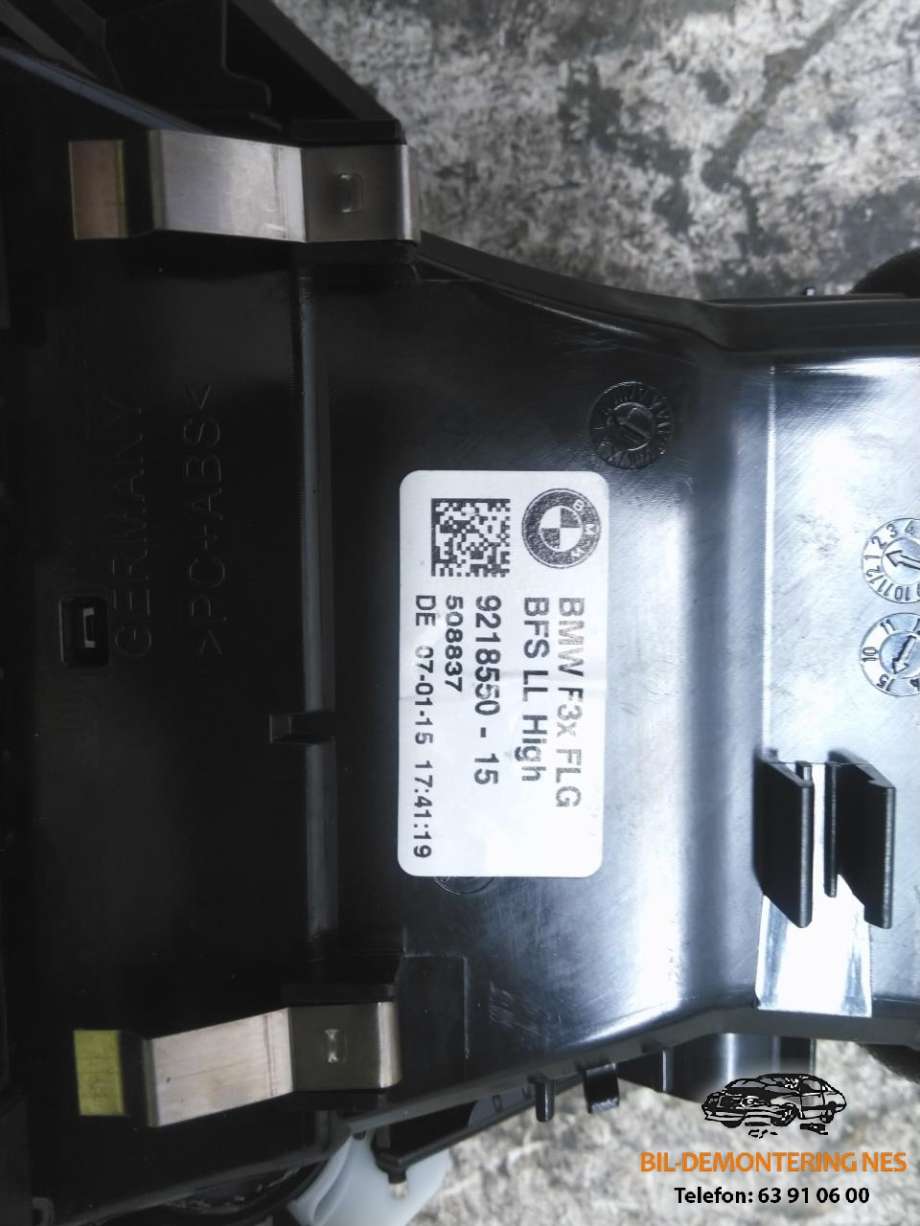 Dashbord friskluftdyse til BMW 3-Serie 2012-2018 (F30/F31/F34) (F30/F31/F34) (921855015|)