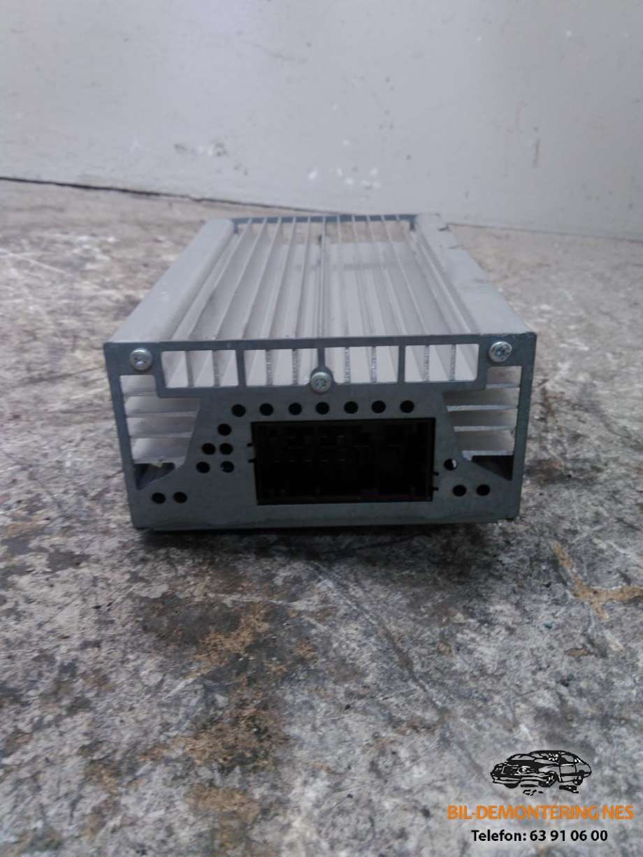 Bilstereo forsterker til BMW 5-Serie 2010-2017 (F10/F11) (F10/F11) (9239389|)