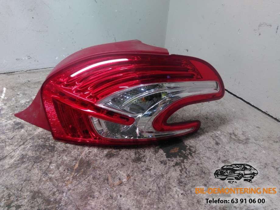 Baklykt høyre til Peugeot 208, 2012-2019 (Type I)  