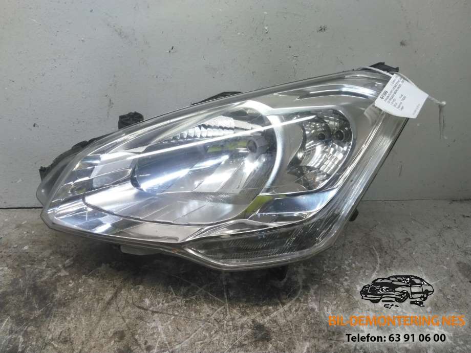 Frontlykt venstre halogen til Citroën Berlingo, 2015-2019 (Type II, Fase 2)  
