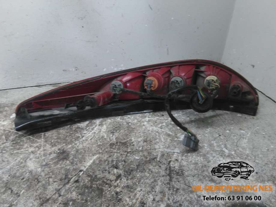 Baklykt venstre til Ford Mondeo 2001-2007 (Type III)  