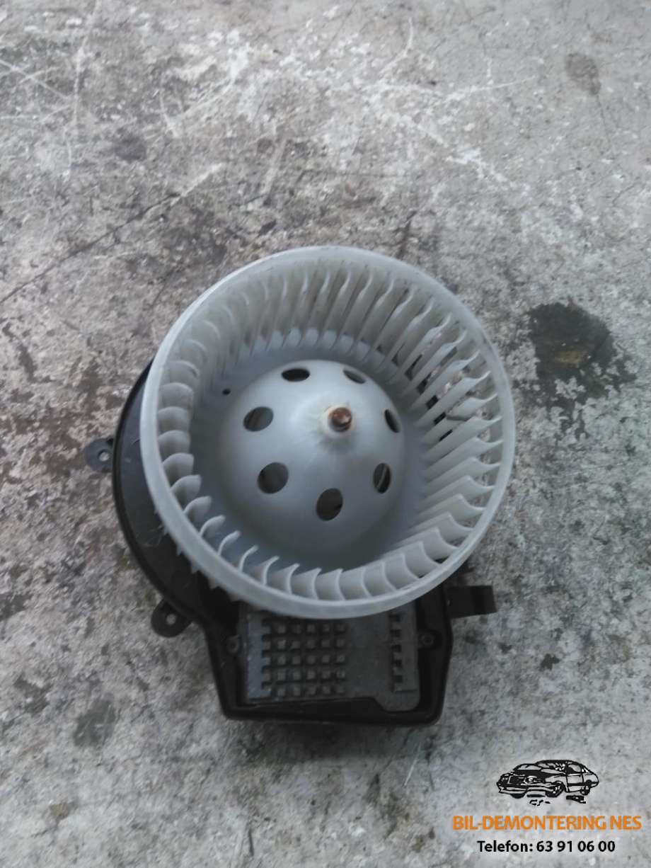 Varmeapparat motor til Mercedes C-Klasse, 2000-2004 (Fase 1) (W203) (W203) 