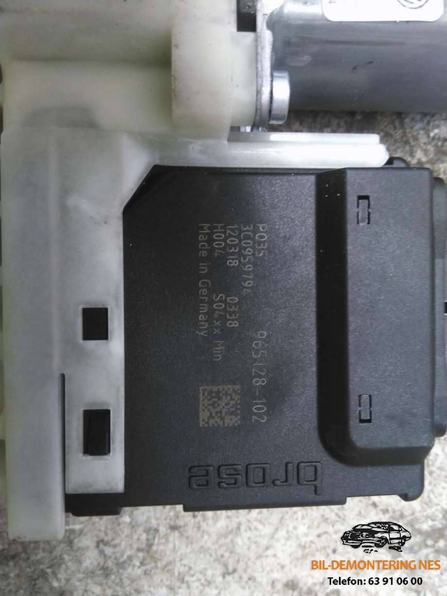 Viskermotor bakrute til VW Passat 2011-2015 (B7) (B7) (974226308|965128102|)