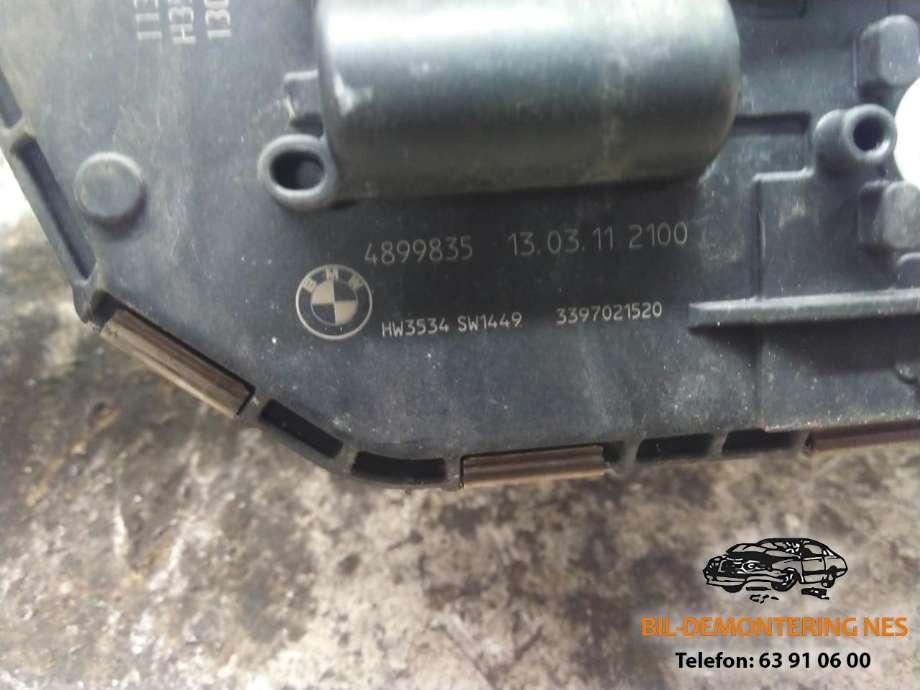 Viskermotor frontrute komplett m/overføring til BMW 5-Serie 2010-2017 (F10/F11) (F10/F11) (BOSCH|3397021520|61 61 7 306 266|)