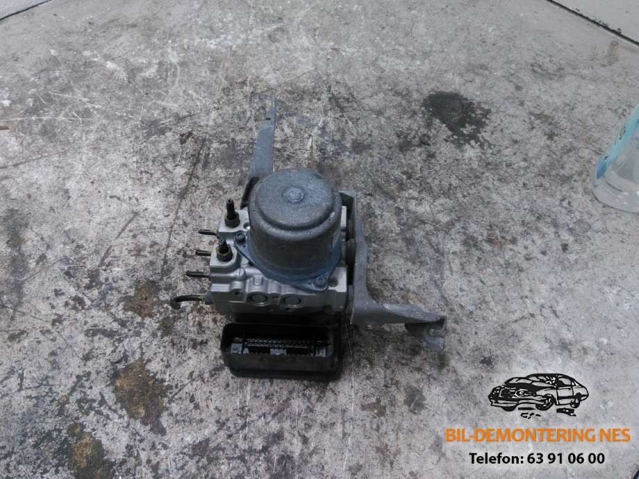 ABS sentral til Honda Accord 2003-2008 (Type VII)