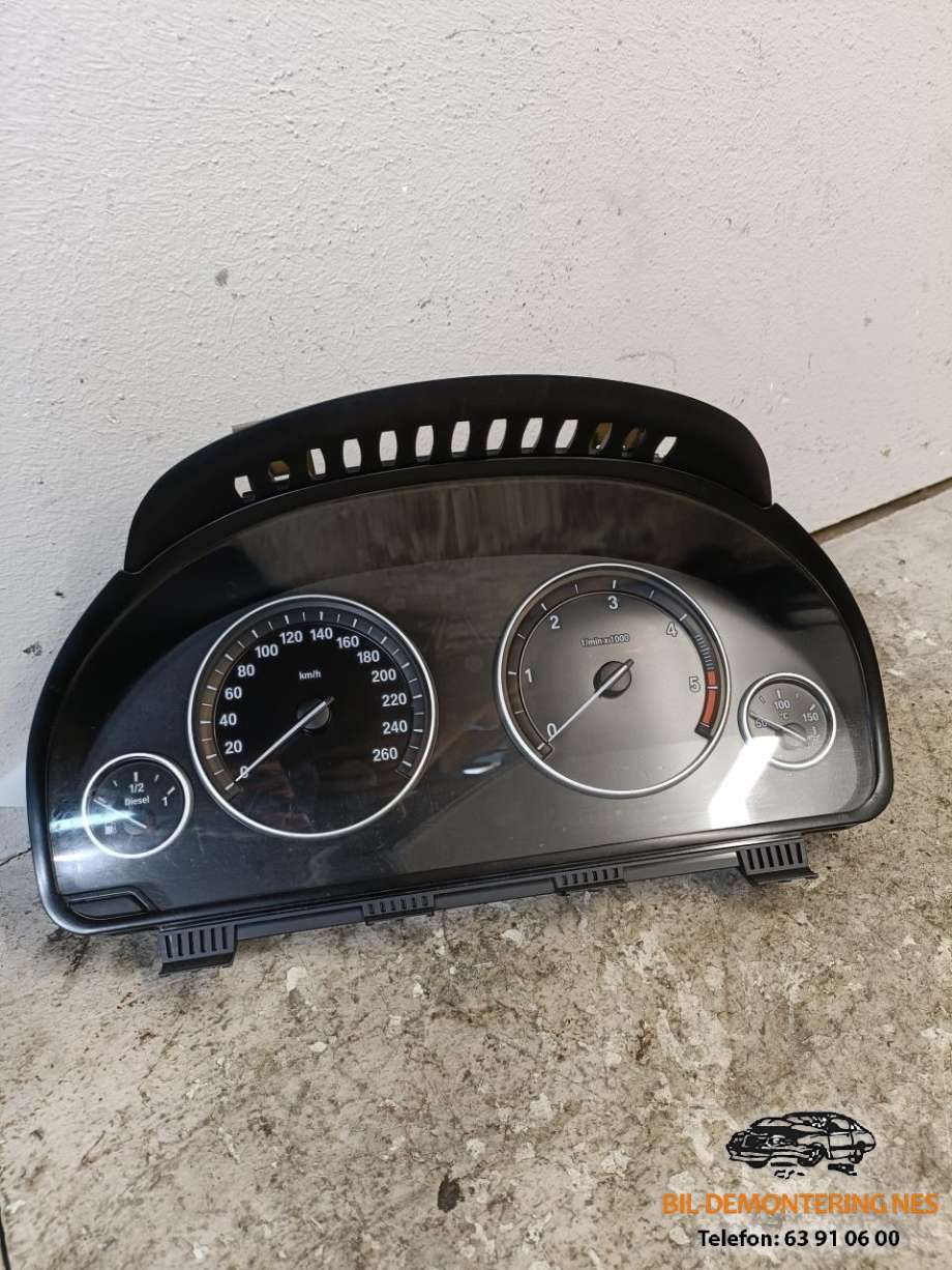 Instrumentpanel til BMW 5-Serie, 2010-2017 (F10/F11) (F10/F11) (9249344-01)