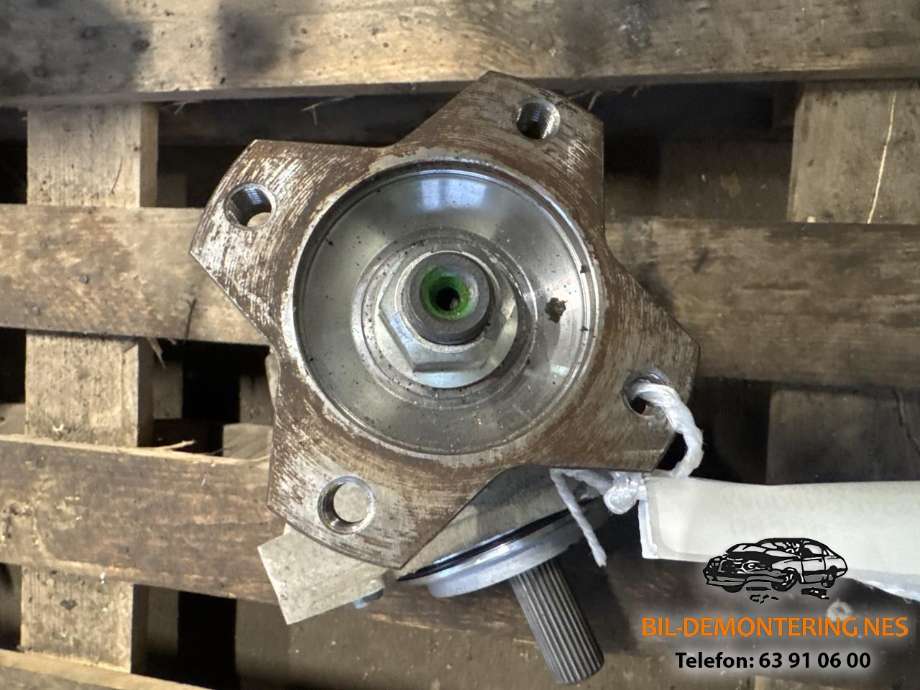 Kardang klokke foran til Nissan Qashqai 2007-2010 (Type I, Fase 1)  