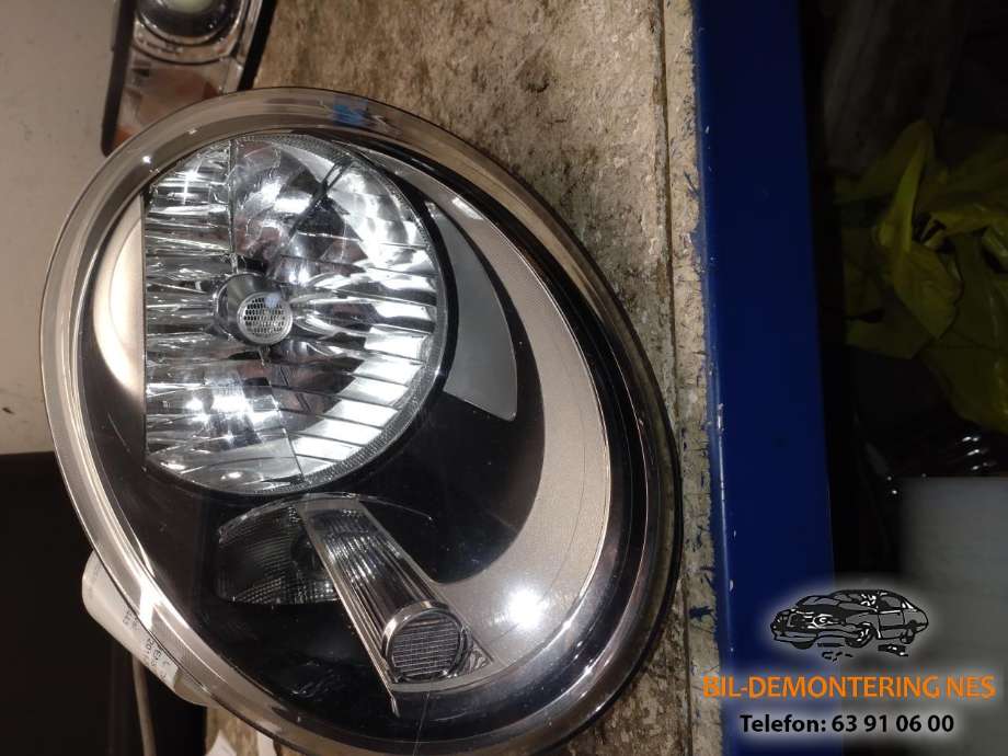 Frontlykt venstre halogen til VW Beetle, 2011-2018 (Type II)  