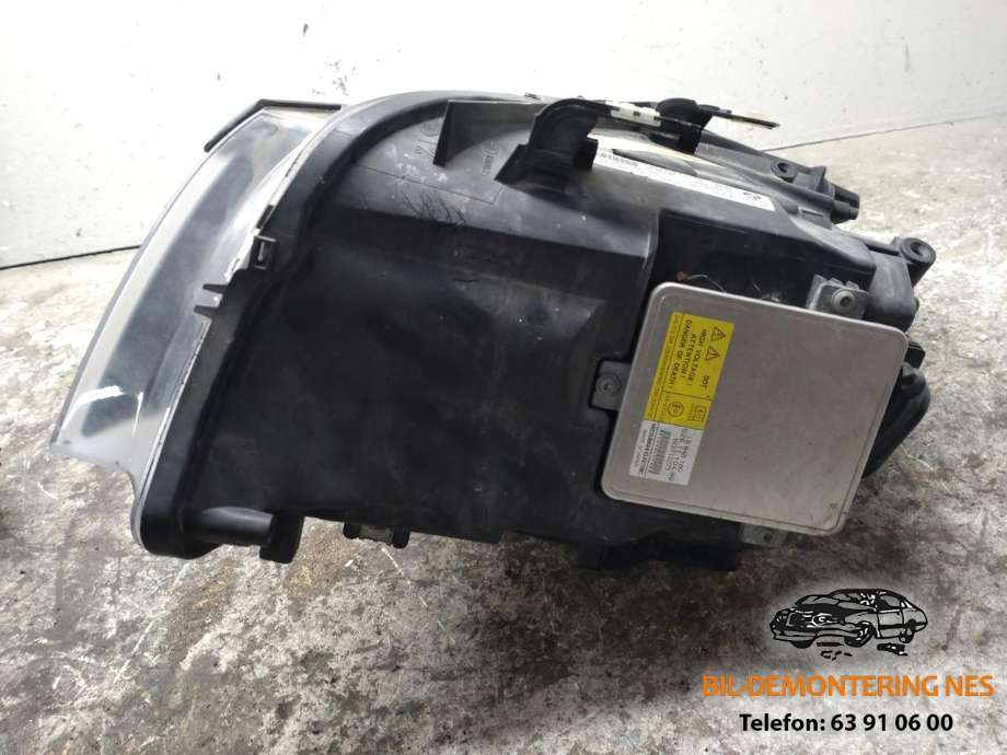 Frontlykt høyre xenon til BMW 3-Serie 2005-2011 (E90/E91/E92/E93) (E90/E91/E92/E93) (631169427389|)