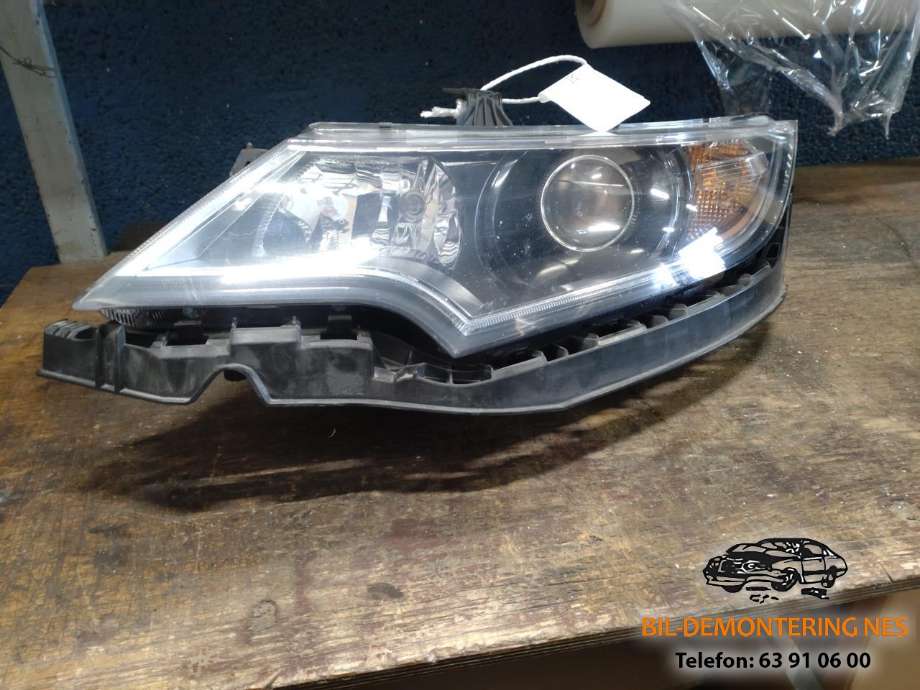 Frontlykt venstre halogen til Honda Civic 2015-2017 (Type IX, Fase 2)