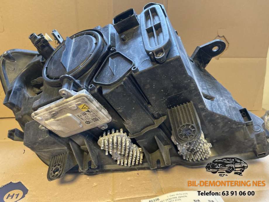 Frontlykt venstre xenon til BMW X3 2010-2017 (F25) (F25) (AL|7276991|63117276991|)