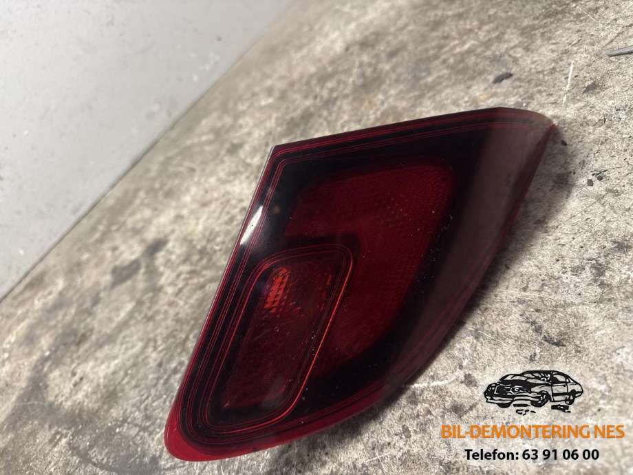 Baklykt venstre indre til Opel Astra J, 2010-2015  