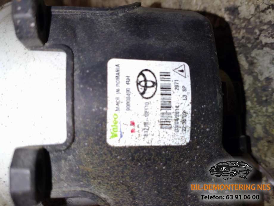 Tåkelykt høyre foran til Toyota Auris 2013-2015 (Type II, Fase 1)  (81220-02110|)