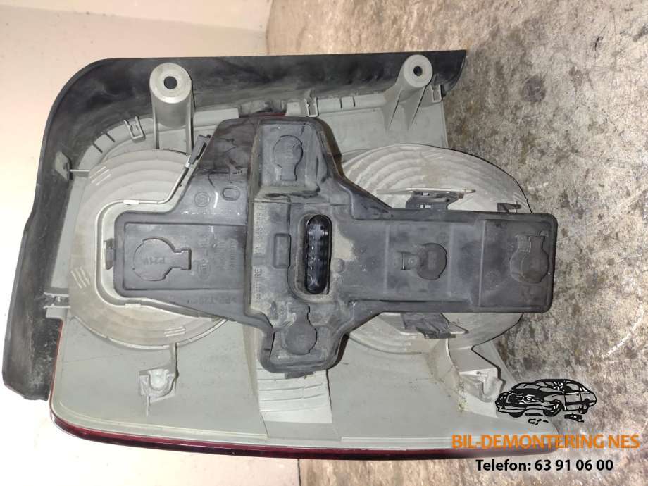 Baklykt høyre til VW Touran 2007-2010 (Type I, Fase 2)  (1T0945096N|)