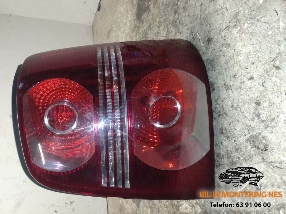 Baklykt høyre til VW Touran 2007-2010 (Type I, Fase 2)  (1T0945096N|)