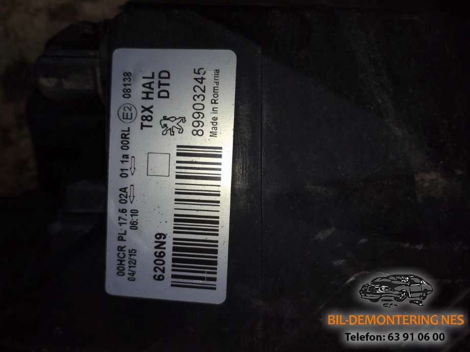 Frontlykt høyre halogen til Peugeot 5008 2010-2017 (Type I)  (6206N9|)