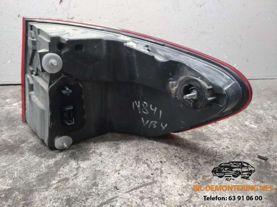 Baklykt venstre ytre til BMW 5-Serie 2010-2017 (F10/F11) (F10/F11) (63 21 7 370 345|)