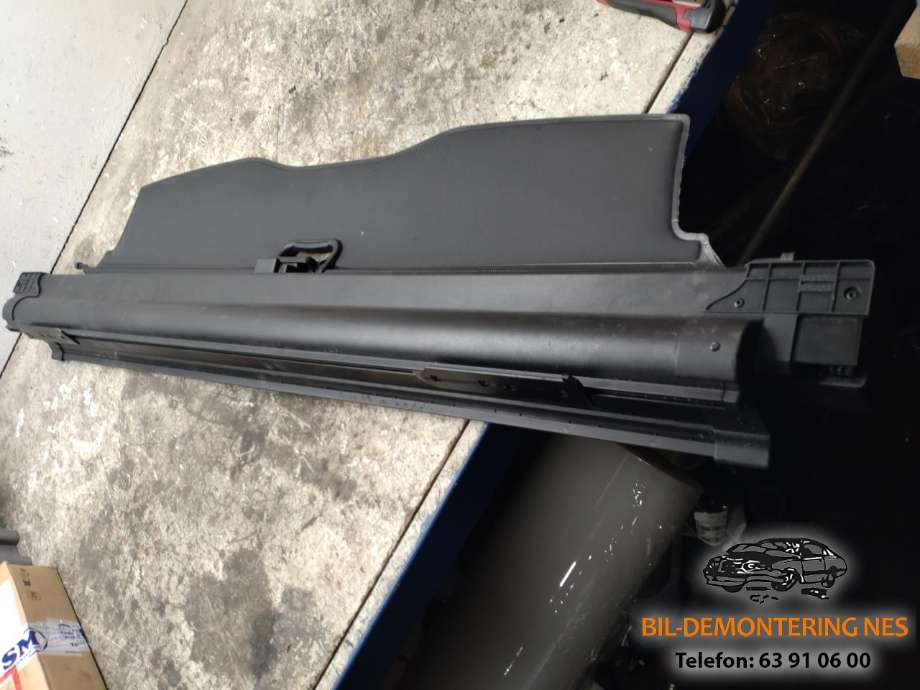 Bagasjerom rollon til BMW 5-Serie 2010-2017 (F10/F11) (F10/F11) 