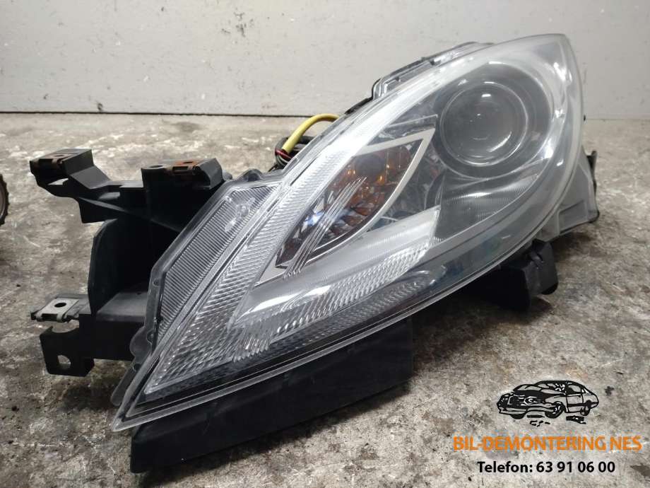 Frontlykt venstre xenon til Mazda 6, 2010-2013 (Type II, Fase 2)  