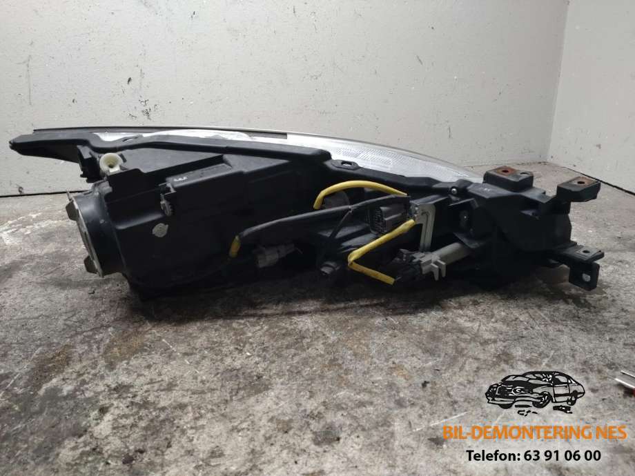 Frontlykt venstre xenon til Mazda 6 2010-2013 (Type II, Fase 2)  