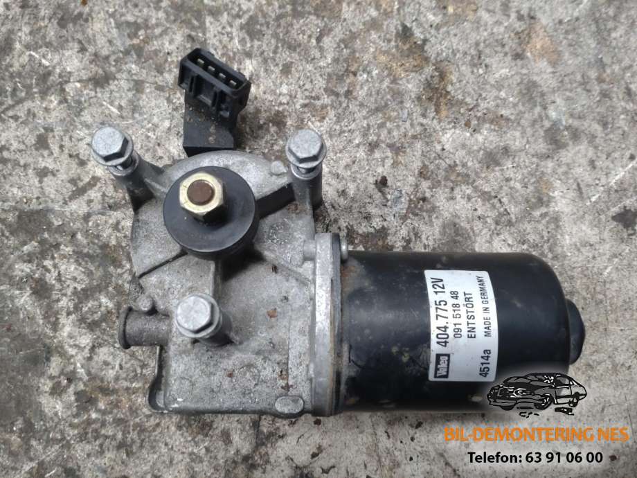 Viskermotor frontrute til Volvo S80, 1998-2006 (Type I)  (404775)