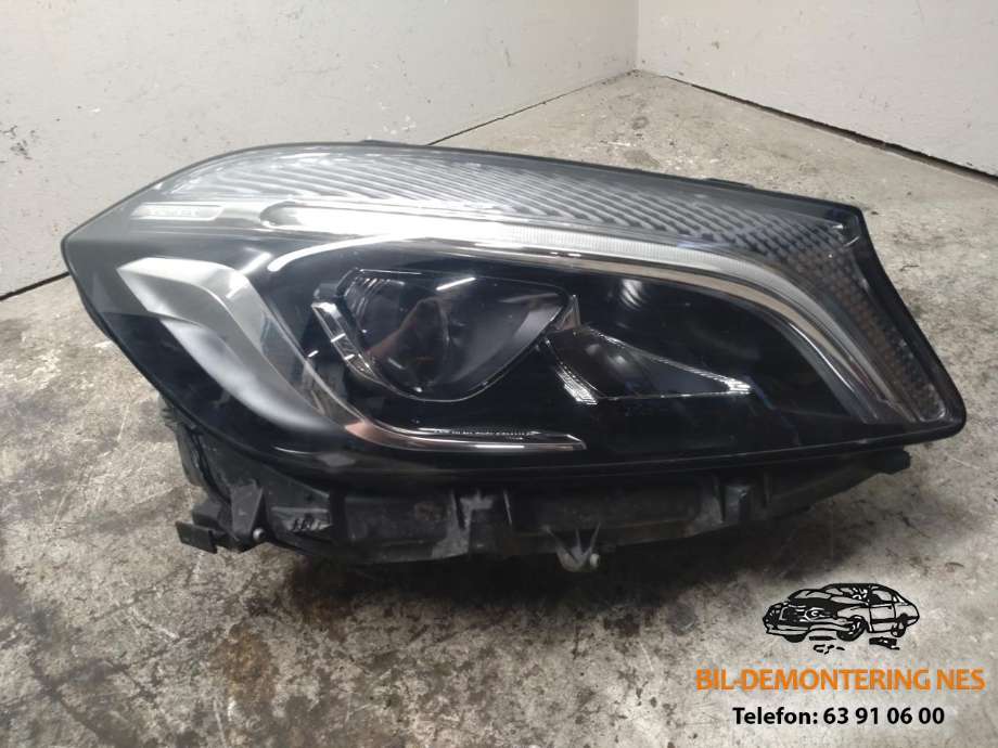Frontlykt høyre full-LED til Mercedes A-Klasse, 2012-2018 (W176) (W176) (A1769069000)
