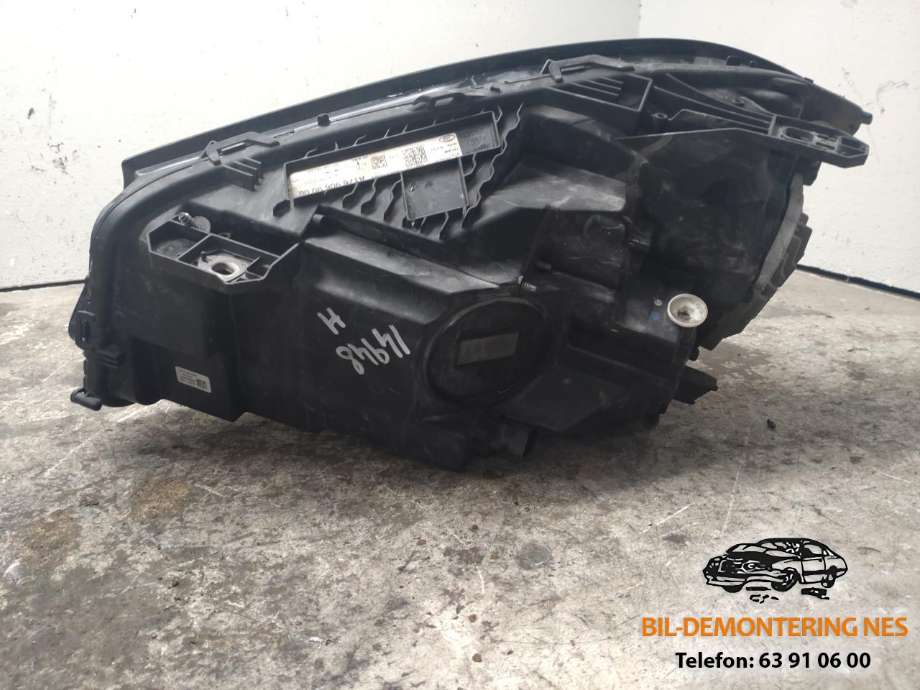 Frontlykt høyre full-LED til Mercedes A-Klasse 2012-2018 (W176) (W176) (A1769069000|)