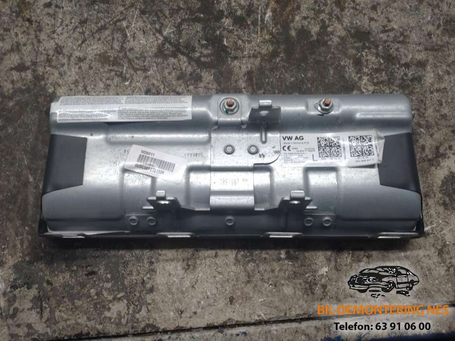 Airbag kne til VW e-Golf 2014-2017 (Fase 1)  (5G1880841C|)