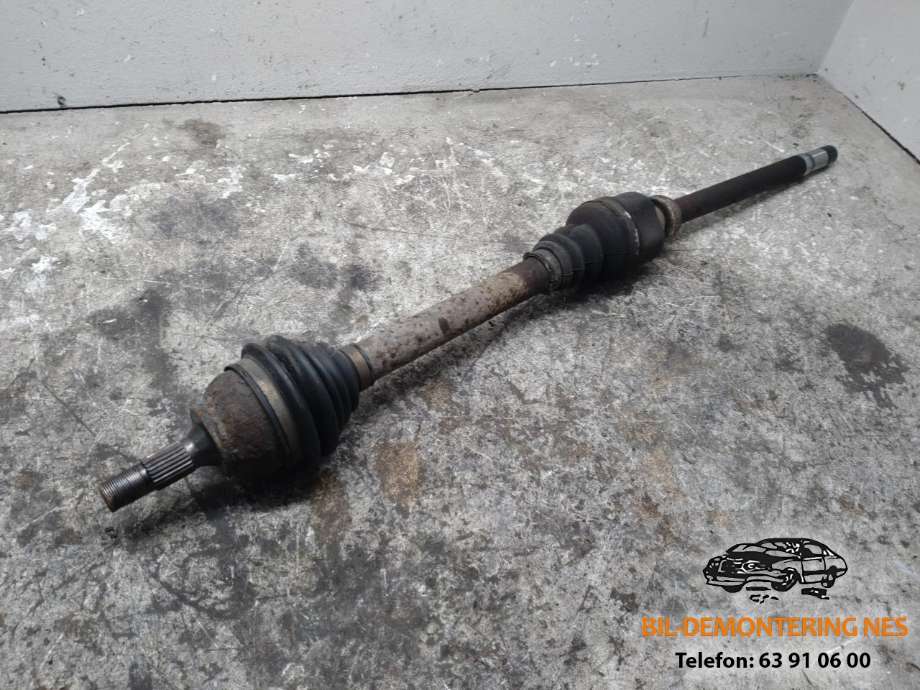 Drivaksel høyre foran, diesel/automat til Peugeot 5008 2010-2017 (Type I)