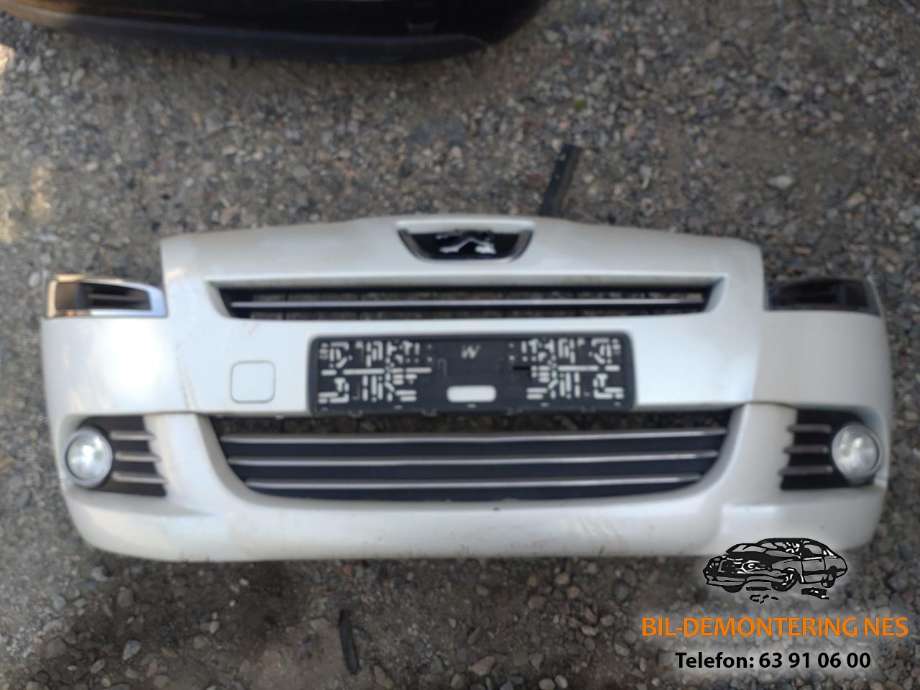 Støtfanger foran til Peugeot 5008 2010-2017 (Type I)