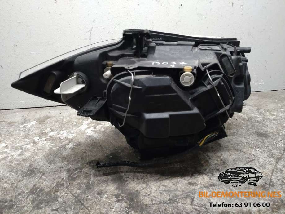 Frontlykt venstre xenon til BMW 1-Serie 2004-2011 (E81/E82/E87/E88) (E81/E82/E87/E88) 