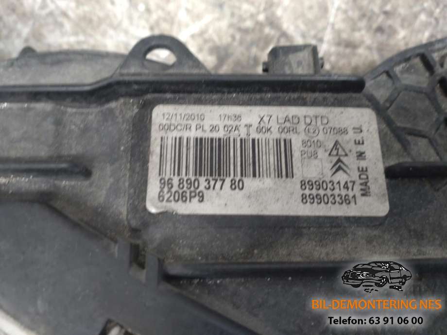 Frontlykt høyre xenon til Citroën C5 2008-2017 (Type II)  (9689037780|)