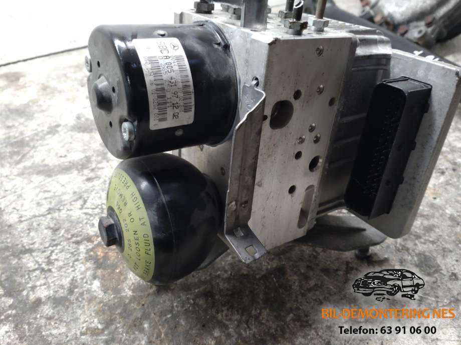 ABS sentral til Mercedes E-Klasse 2002-2006 (Fase 1) (W211) (W211) 