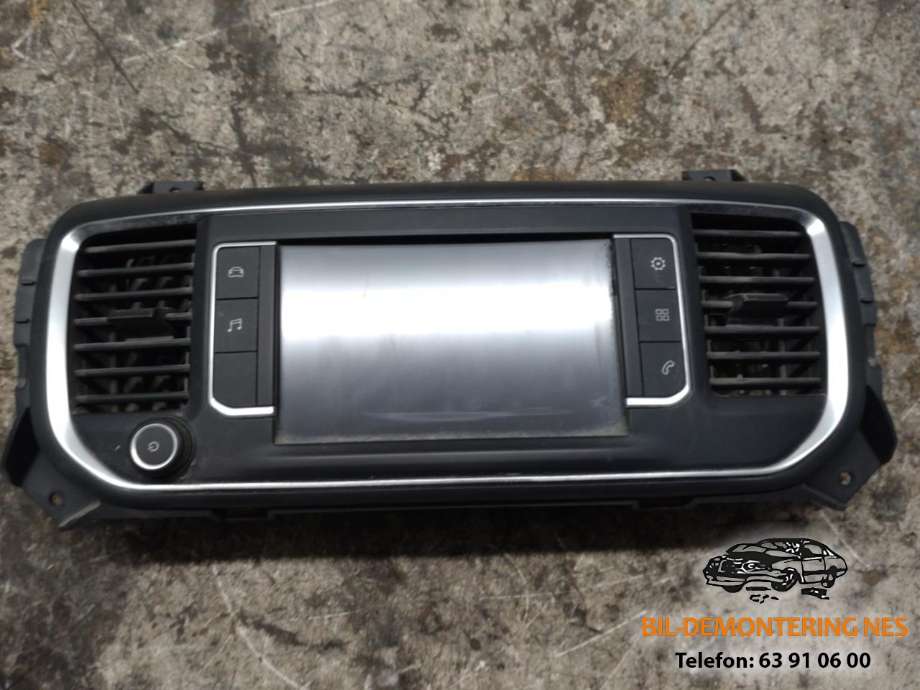 Multimedia display (MCU - Media Controller Unit) til Peugeot Expert, 2016-->> (Type III)  (9825031680)