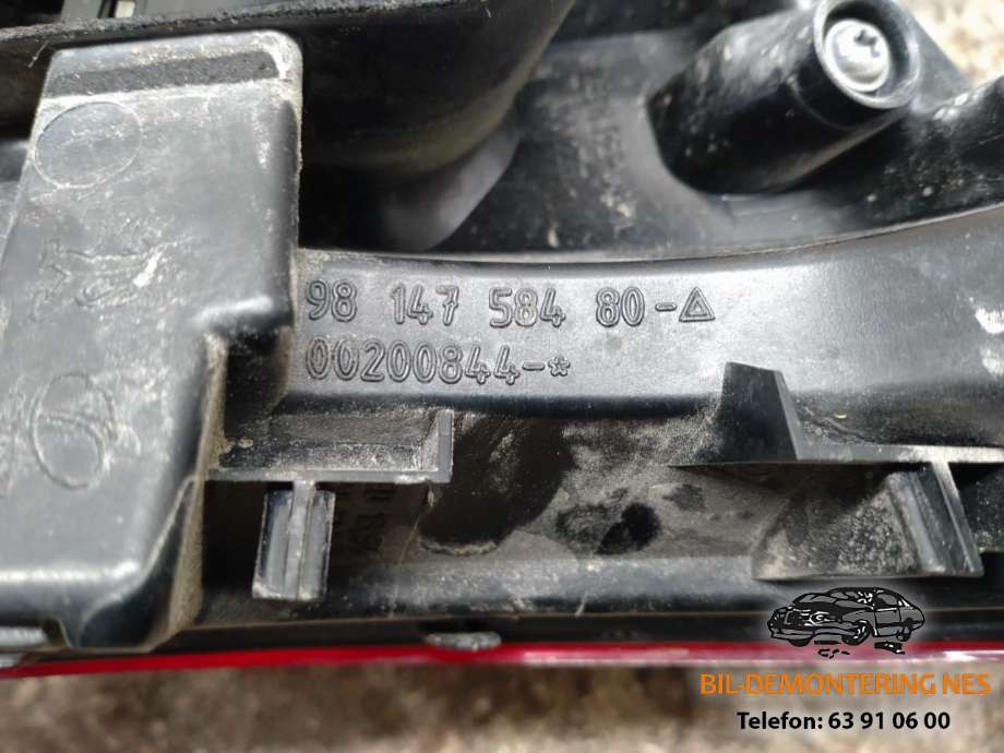 Baklykt venstre indre til Peugeot 2008 2013-2019 (Type I)  (9814758480|)