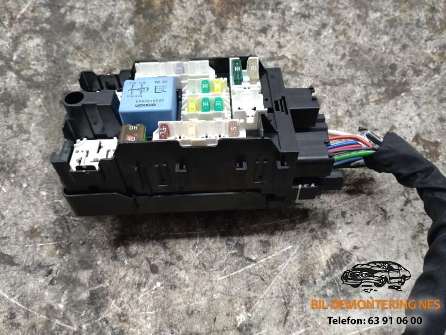 Sikringsboks kupe til Peugeot 308 2013-2021 (Type II)  (018014781|)