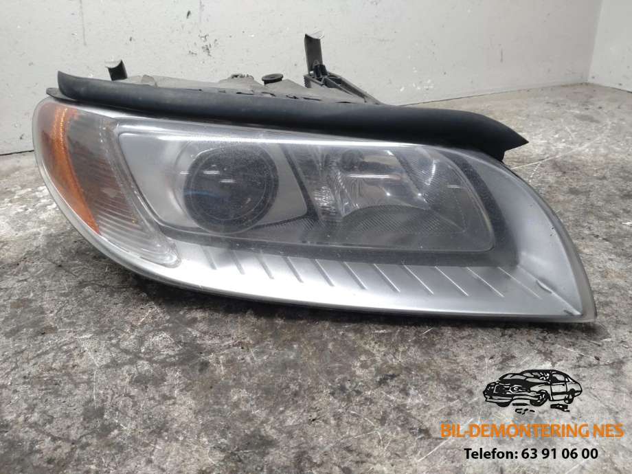 Frontlykt høyre xenon til Volvo V70, 2007-2013 (Type III, Fase 1)  